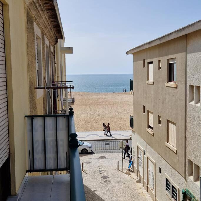 Junto A Praia 纳扎雷 外观 照片